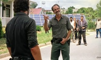 The Walking Dead S7E09: Rock in the Road